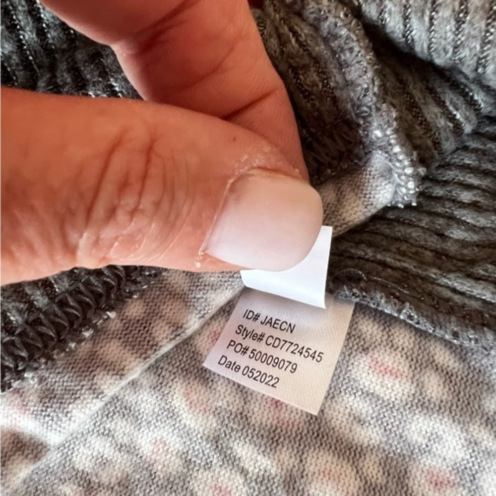Cuddl Dud Womens Super Soft Grey‎ Sweater with White and Pink Flowers. TXXL. - Picture 12 of 12